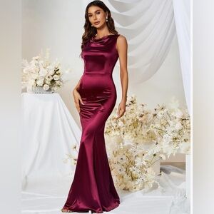 Chic Burgundy Evening Gown Mermaid Fit and Flare Sleeveless Dress L
